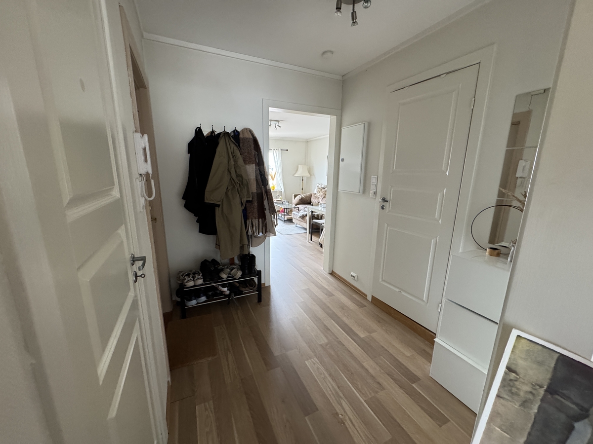 08-SO-01-301-Entre-IMG_9862 2.jpg